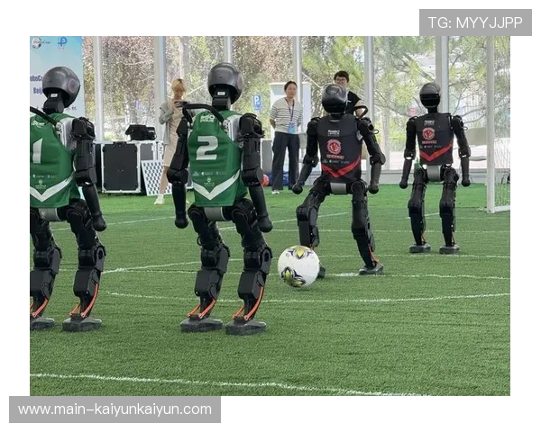 机器人足球世界杯落幕，清华大学火神队与中国农业大学山海队会师决赛